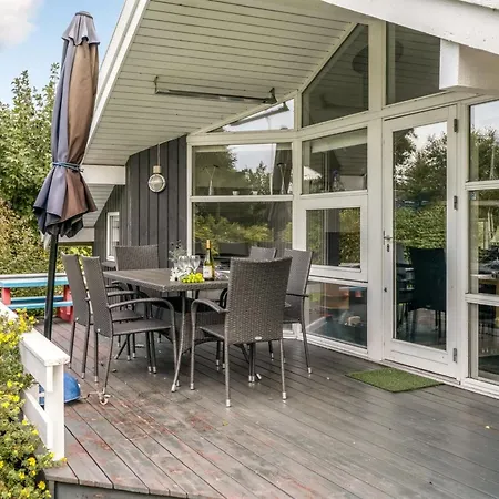 Dom wakacyjny Stasia - 75m From The Sea By Interhome Middelfart